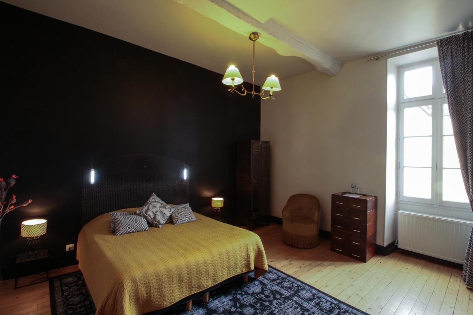 Le Prieure Otel Noyers-sur-Serein Dış mekan fotoğraf