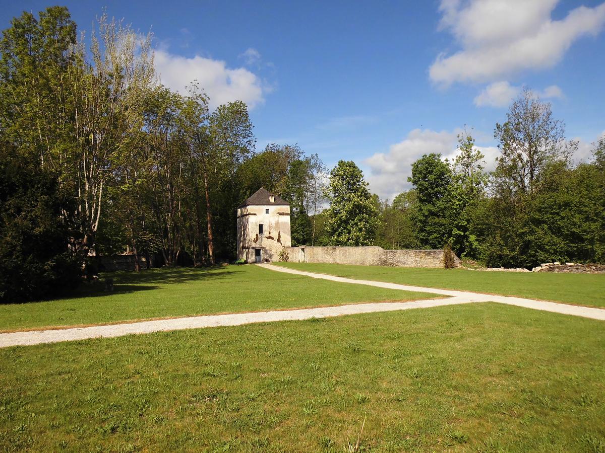 Le Prieure Otel Noyers-sur-Serein Dış mekan fotoğraf