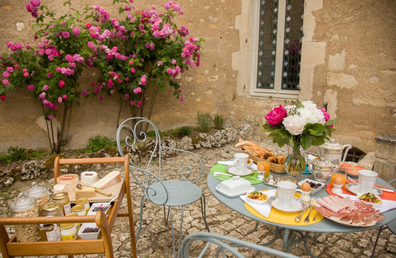 Le Prieure Otel Noyers-sur-Serein Dış mekan fotoğraf
