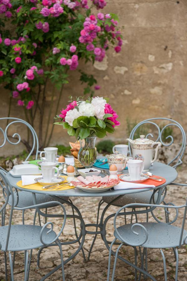 Le Prieure Otel Noyers-sur-Serein Dış mekan fotoğraf